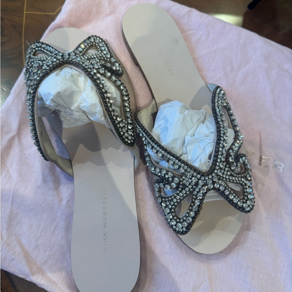Sophia Webster Black Sandals with Gold and Pearl Butterfly Appliques - Picture 3 of 15